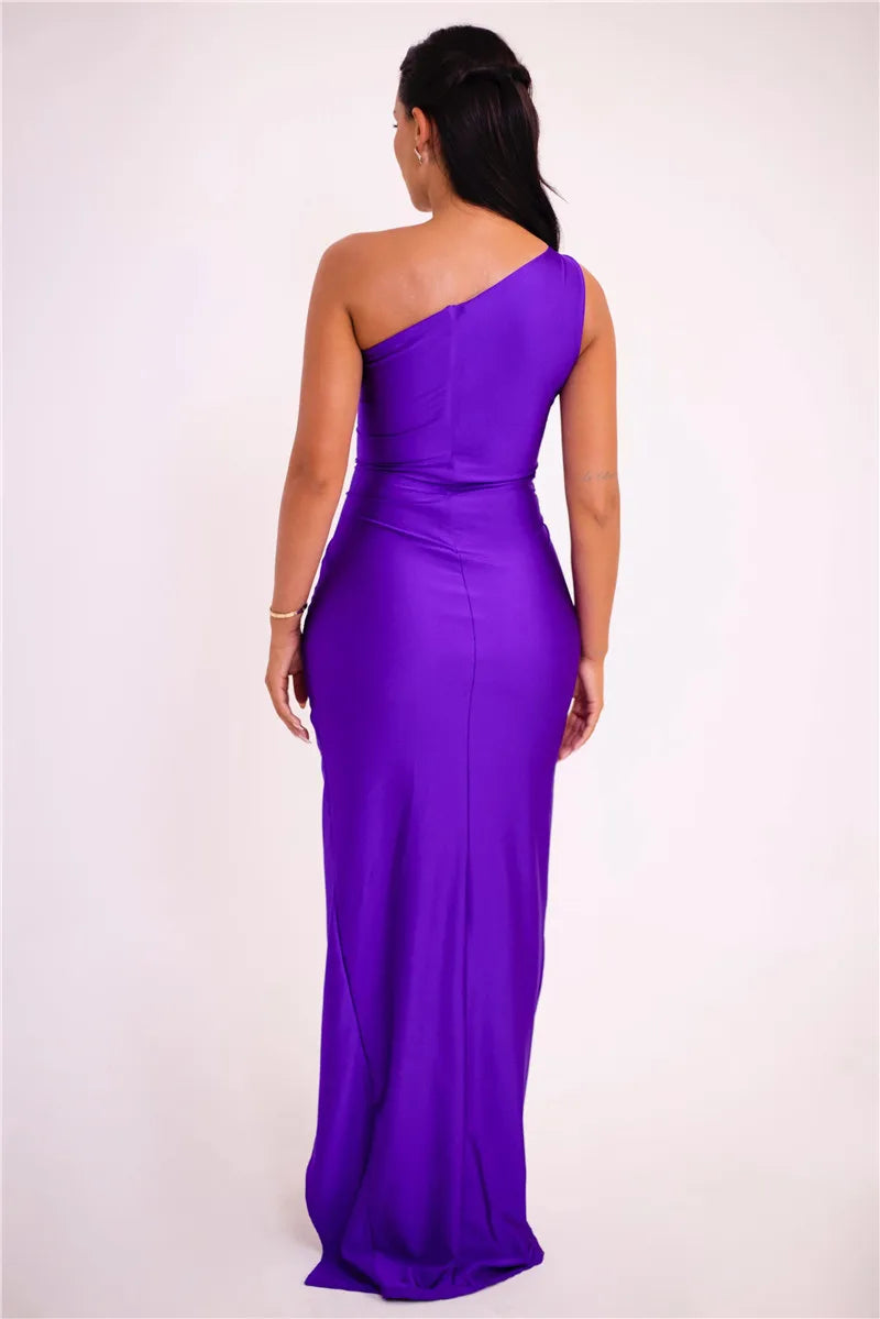 Shiny Brooch Inclined Shoulder Sleeveless Backless Split Maxi Dress