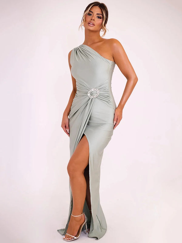 Shiny Brooch Inclined Shoulder Sleeveless Backless Split Maxi Dress